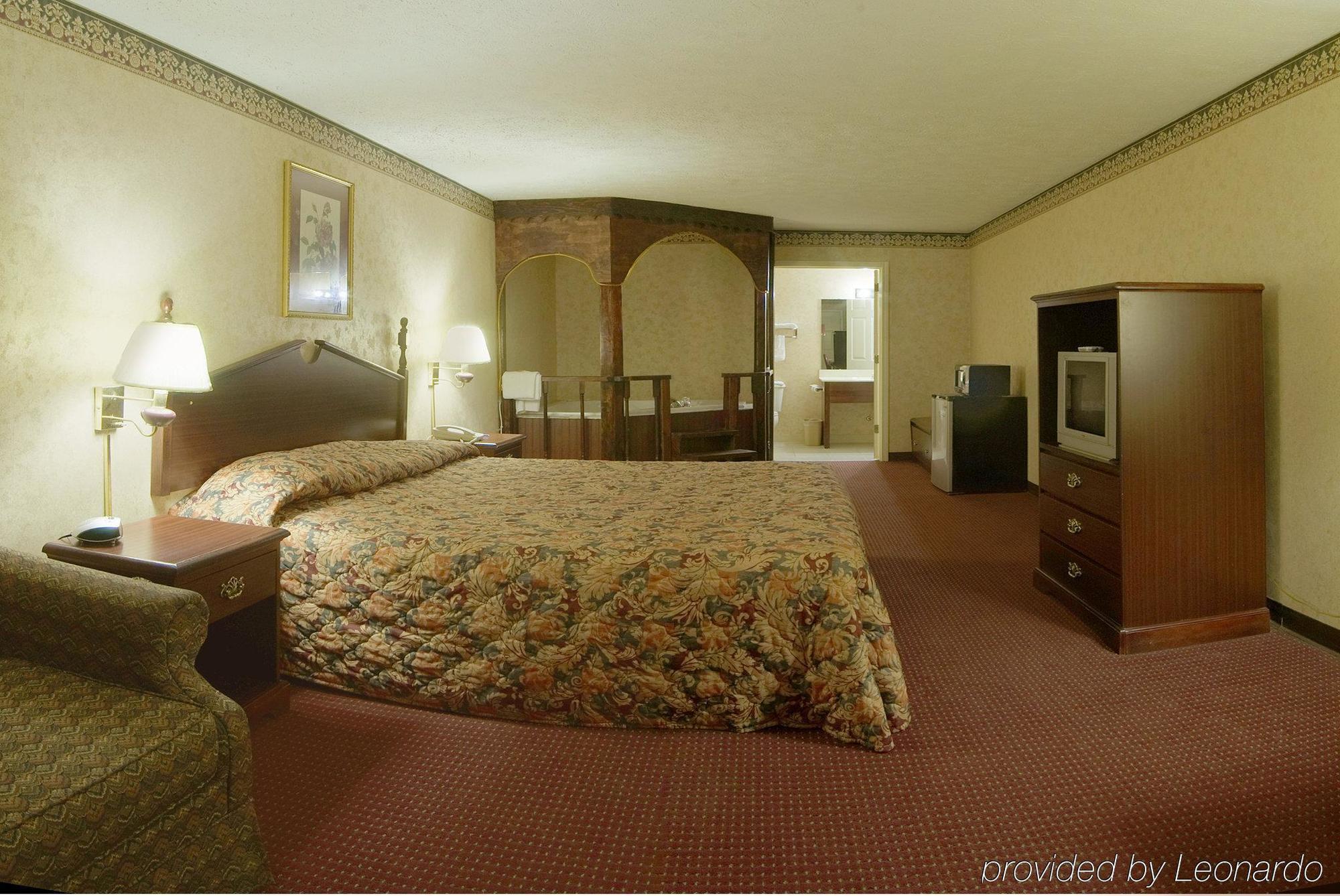 Americas Best Value Inn & Suites Mt. Pleasant Mount Pleasant Quarto foto